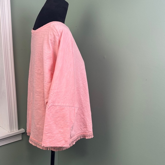 Avon coral top with Crochet Detail XL - Picture 8 of 8